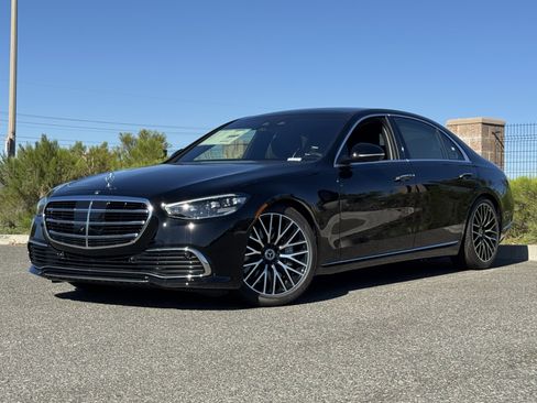 New 2025 Mercedes-Benz S 580 4MATIC Sedan image 2