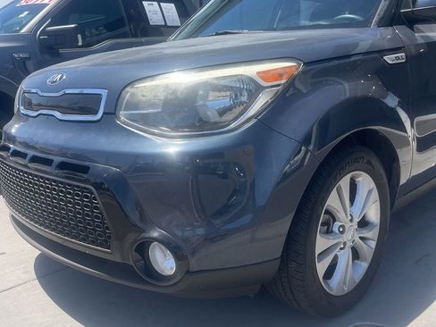 Used 2016 Kia Soul + w/ Audio Package FWD image 1