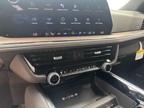 New 2026 Chevrolet Tahoe High Country AWD/4WD image 20