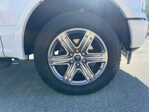 Used 2018 Ford F150 Lariat image 32