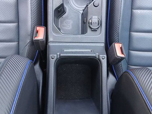 Used 2023 Volkswagen Golf R AWD/4WD image 26