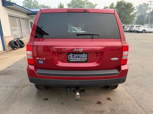 Used 2015 Jeep Patriot High Altitude AWD/4WD image 4