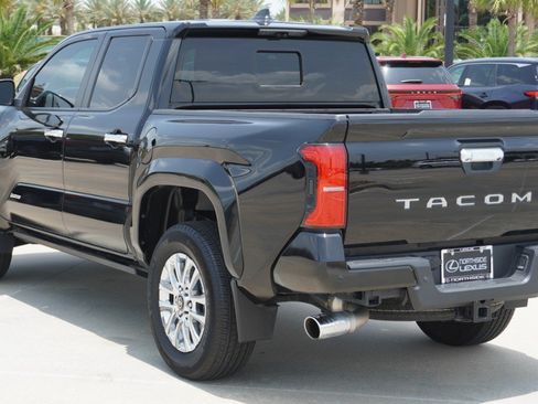 Used 2024 Toyota Tacoma Limited w/ Limited Package (LT) AWD/4WD image 8