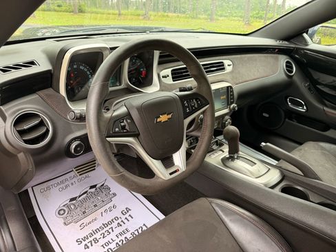 Used 2013 Chevrolet Camaro ZL1 RWD image 13