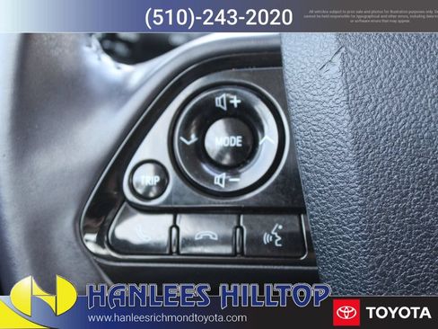 Used 2022 Toyota Prius XLE FWD image 27