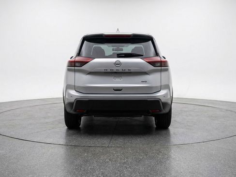 Used 2025 Nissan Rogue SV AWD/4WD image 7