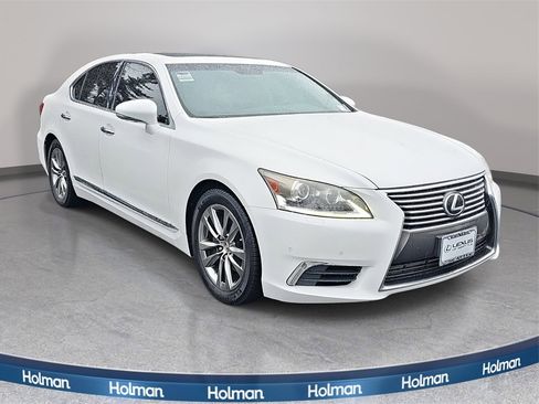 Used 2014 Lexus LS 460 w/ Comfort Package image 4