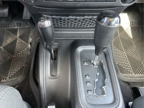 Used 2012 Jeep Wrangler Sport image 23