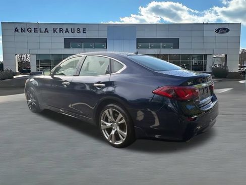 Used 2016 INFINITI Q70 3.7 w/ Sport Package AWD/4WD image 6