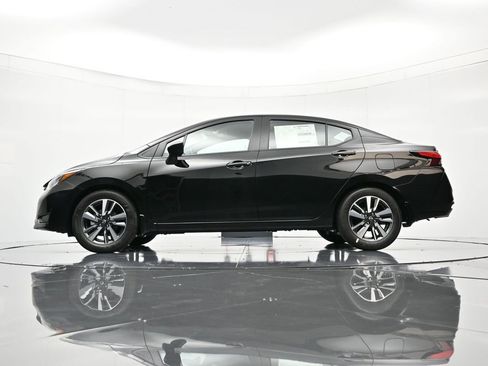 New 2025 Nissan Versa SV w/ Trunk Package FWD image 42