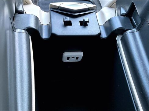 Used 2019 Buick Envision Essence image 33