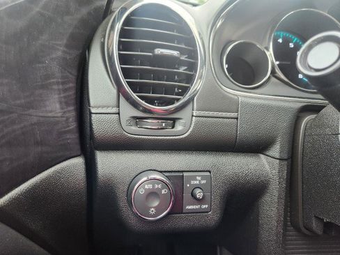 Used 2017 Buick Enclave Leather image 26