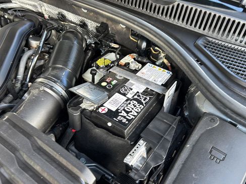 Used 2024 Volkswagen Jetta SE image 32