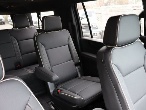New 2026 GMC Yukon XL Elevation AWD/4WD image 26