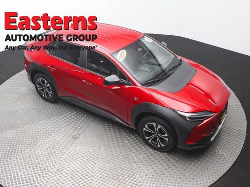 Used 2023 Subaru Solterra AWD image 3