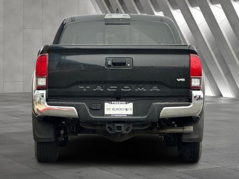 Used 2022 Toyota Tacoma SR5 image 5