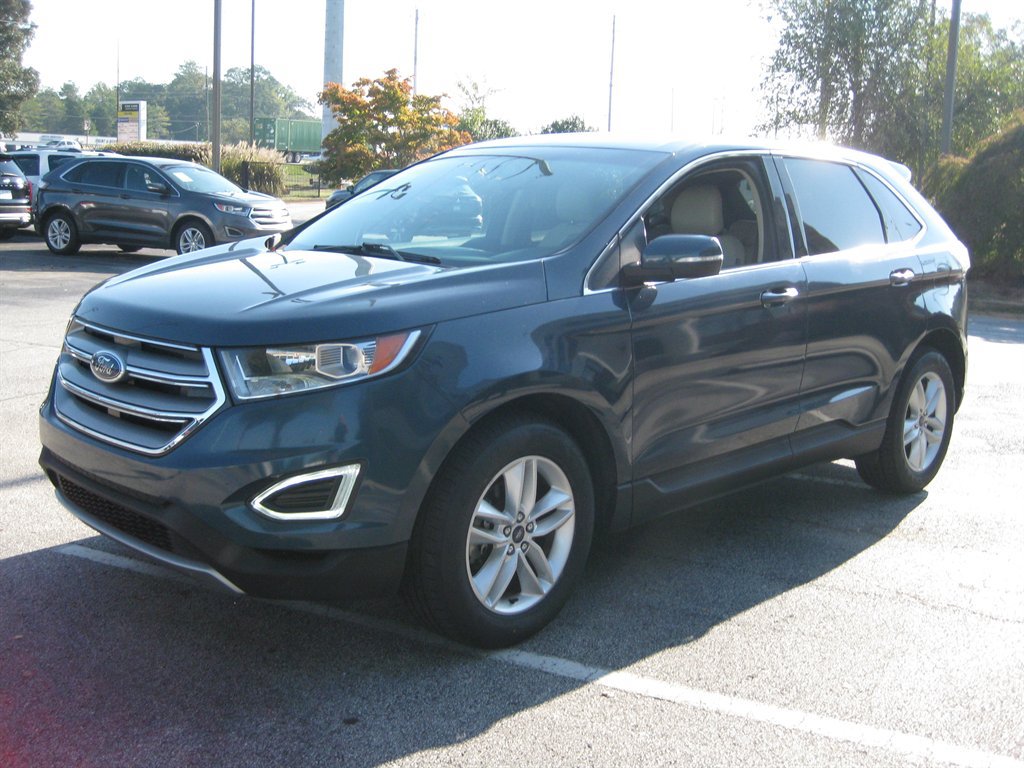 Used 2016 Ford Edge SEL w/ Equipment Group 201A FWD image 4