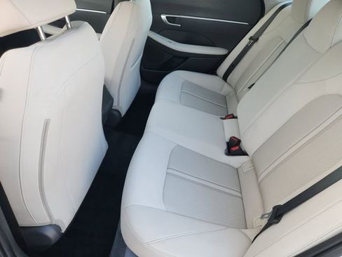 Used 2023 Hyundai Sonata SE FWD image 24