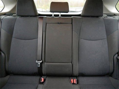 Used 2019 Toyota RAV4 LE image 14