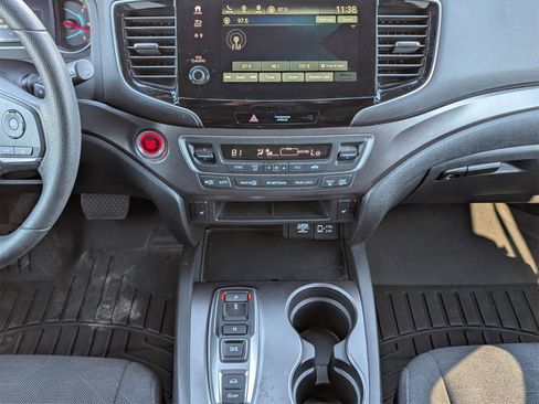 Used 2022 Honda Pilot Sport image 7