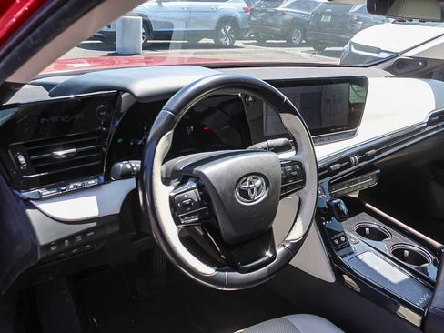 Used 2021 Toyota Mirai RWD image 23