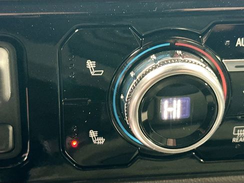 New 2026 GMC Sierra 1500 SLE w/ Preferred Package image 20