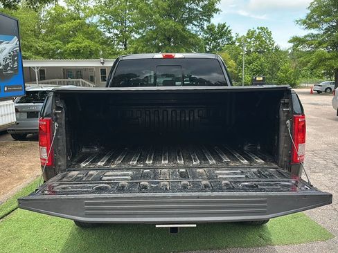 Used 2016 Ford F150 XLT w/ Equipment Group 302A Luxury AWD/4WD image 12