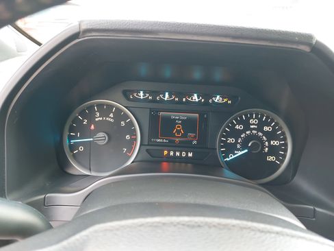 Used 2018 Ford F150 XLT w/ Equipment Group 302A Luxury image 21