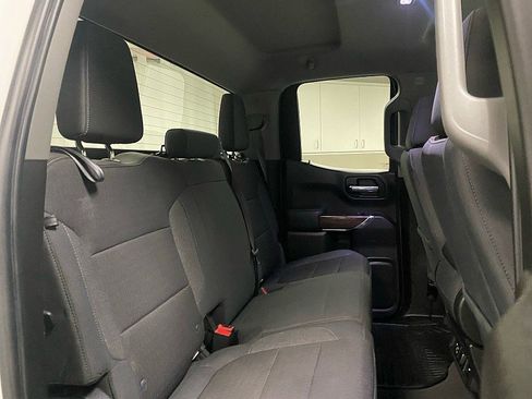 Used 2019 GMC Sierra 1500 SLE image 14