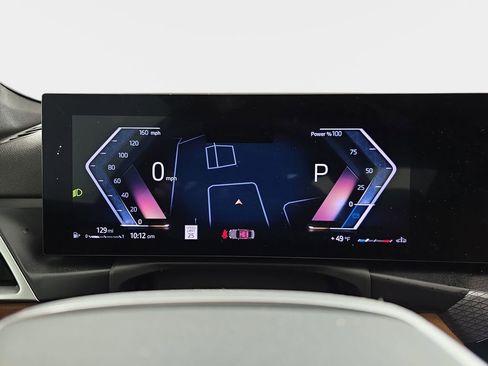 Used 2025 BMW 330i xDrive Sedan w/ Premium Package image 22