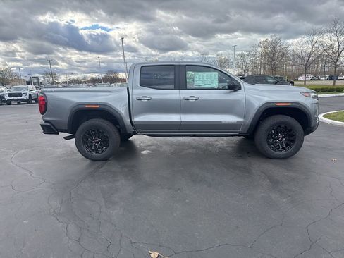 New 2026 GMC Canyon Elevation image 8