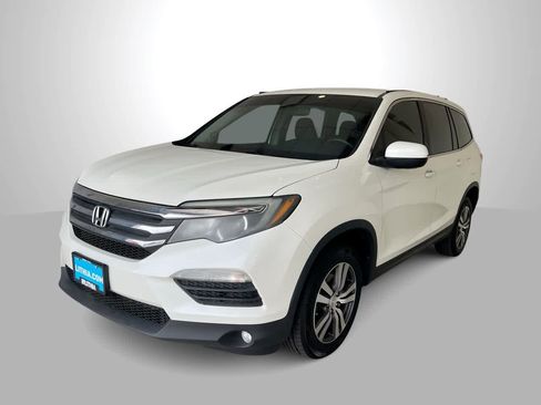 Used 2017 Honda Pilot EX image 1