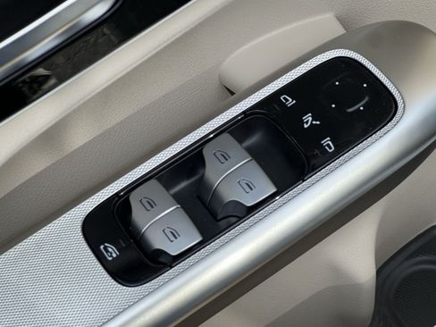 New 2026 Mercedes-Benz GLC 300 4MATIC image 13