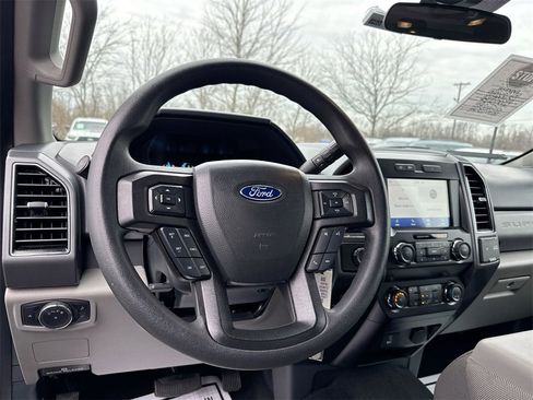 Used 2022 Ford F250 XLT image 11