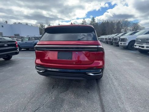 Used 2025 Lincoln Nautilus Premier w/ Equipment Group 102A AWD/4WD image 19