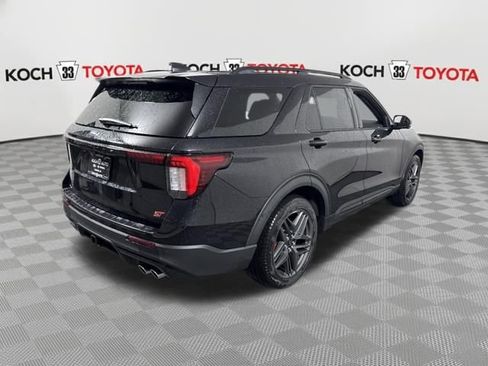 Used 2025 Ford Explorer ST w/ Sun And Sound Package image 8