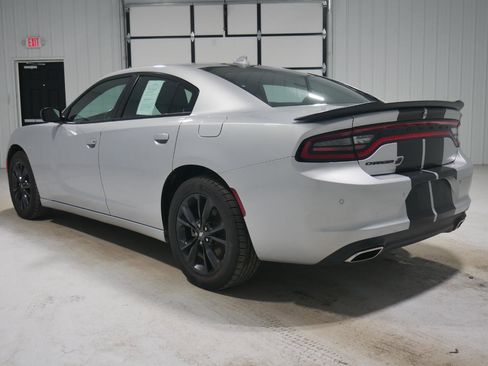 Used 2022 Dodge Charger SXT w/ Blacktop Package image 7