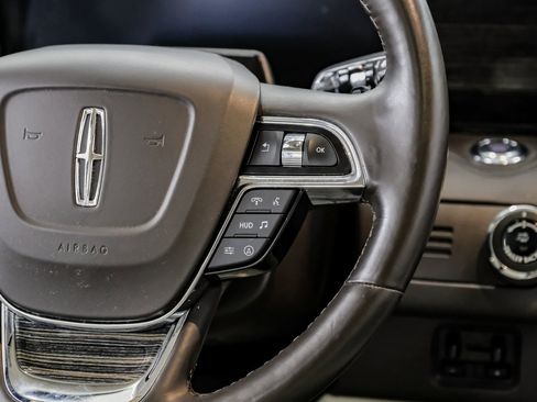 Used 2022 Lincoln Navigator Black Label image 25