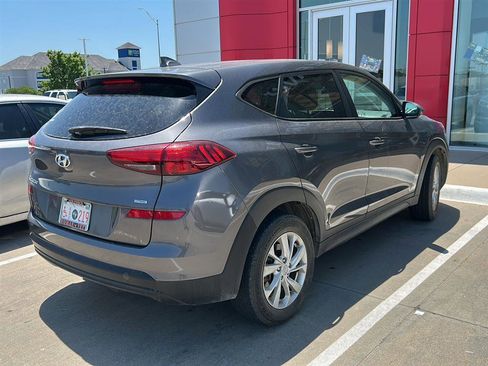 Used 2021 Hyundai Tucson SE AWD/4WD image 4