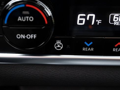 Used 2025 Nissan Rogue SL w/ SL Premium Package AWD/4WD image 30