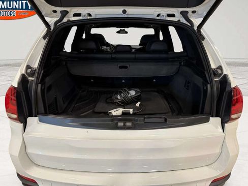 Used 2018 BMW X5 xDrive40e AWD/4WD image 16