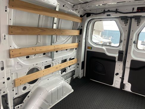 Used 2024 Ford Transit 250 Low Roof w/ Exterior Upgrade Package image 8