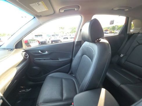 Used 2021 Hyundai Kona Limited w/ Cargo Package AWD/4WD image 27