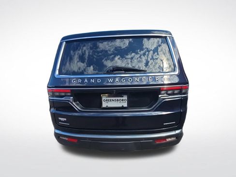 Used 2022 Jeep Grand Wagoneer Series II w/ Convenience Group III AWD/4WD image 6