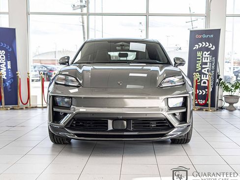 Used 2025 Porsche Macan Turbo Electric AWD/4WD image 2