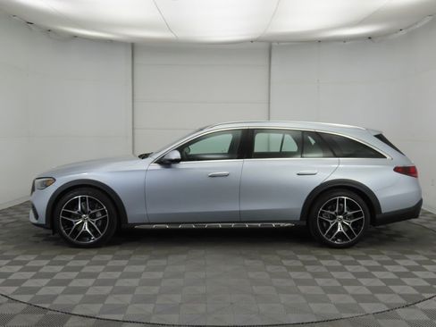 New 2026 Mercedes-Benz E 450 4MATIC All-Terrain Wagon image 8