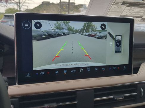 New 2026 Lincoln Corsair Reserve FWD image 16