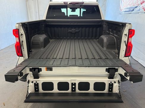 Used 2024 Chevrolet Silverado 1500 LTZ w/ LTZ Premium Package image 7