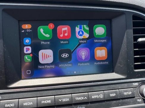 Used 2018 Hyundai Elantra SEL FWD image 18