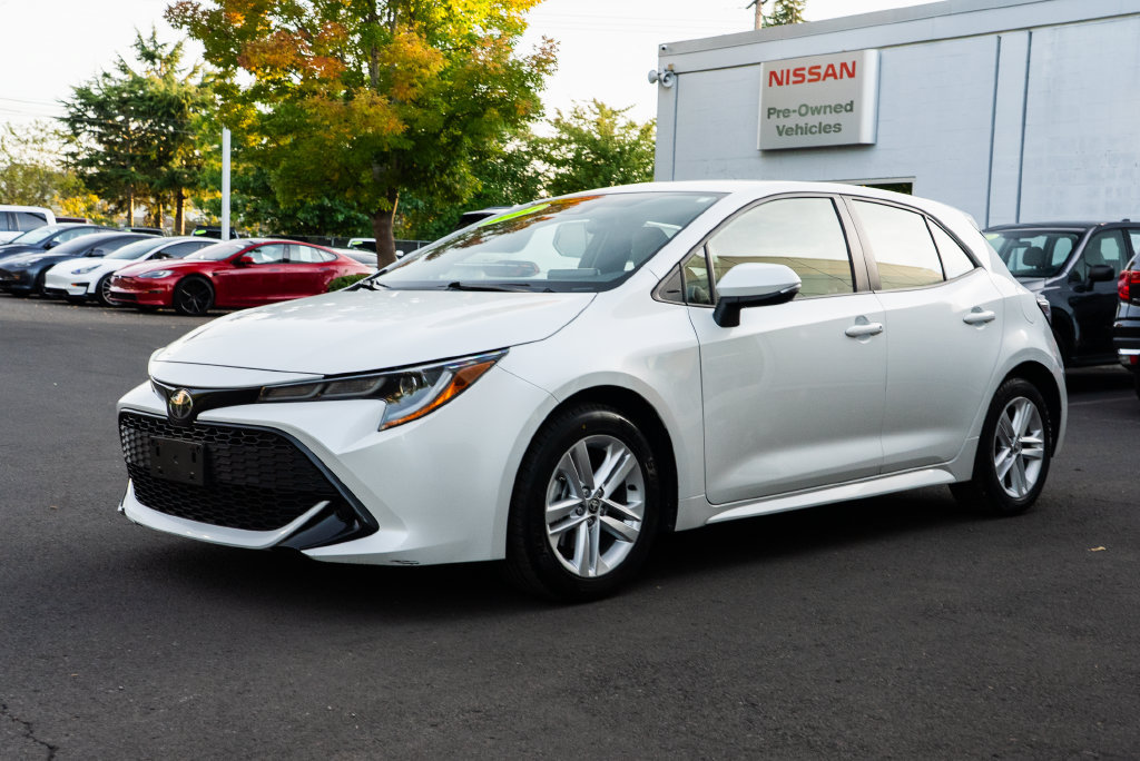 Used 2021 Toyota Corolla SE FWD image 3